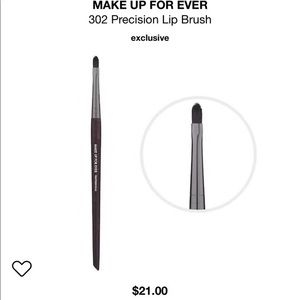 Makeup Forever Precision Lip Brush 302